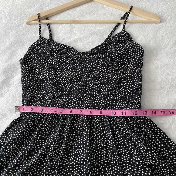 NWT Ruched Chest Above Knee Polkadot Dress - Picture 6 of 12